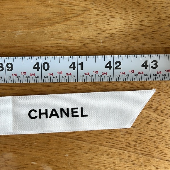 Chanel Ribbon - Picture 2 of 3